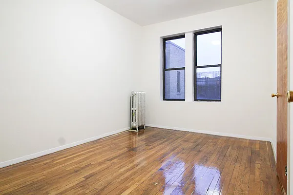 Rented by Voro New York | media 10