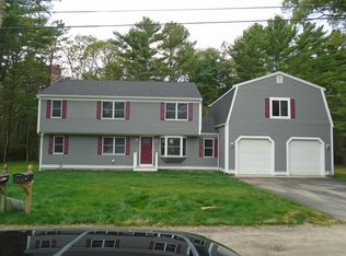 14 Willow St, Plymouth, MA 02360
