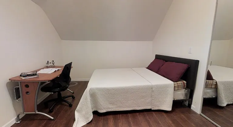 323 Lexington Ave — Photo 28