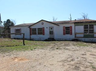 985 Cotton Ck Rd, Camden, TN 38320