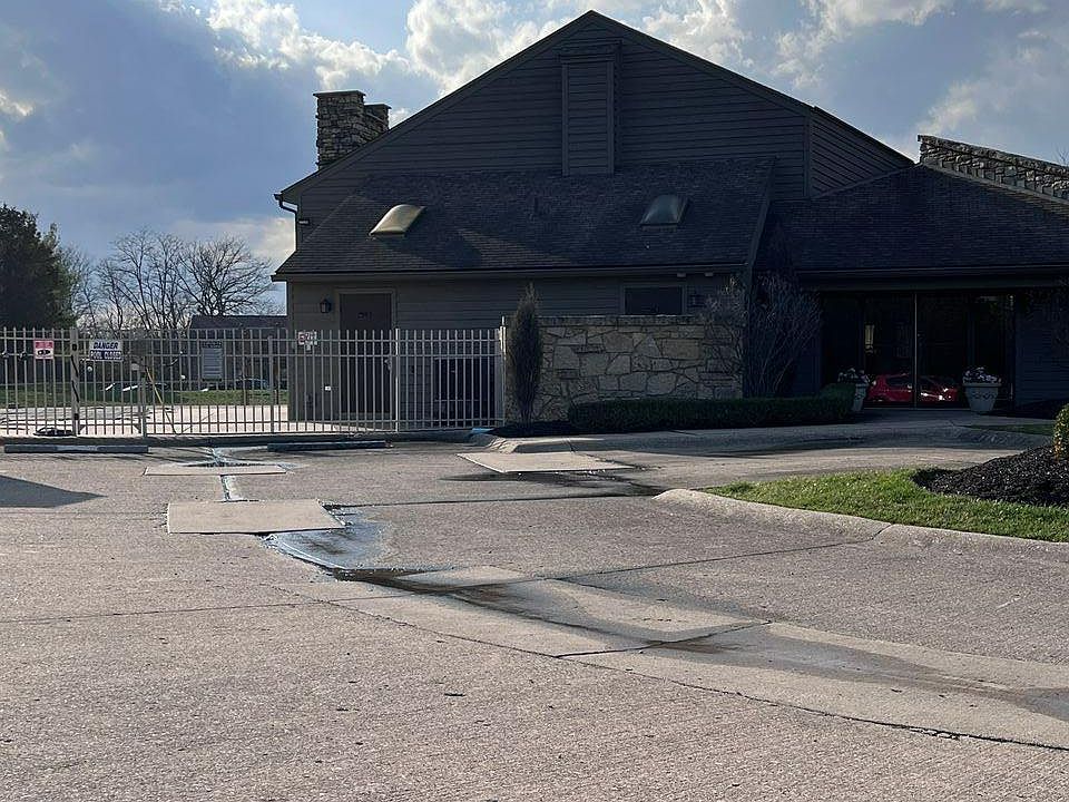 1st image of 7220 Creekview Dr APT 4