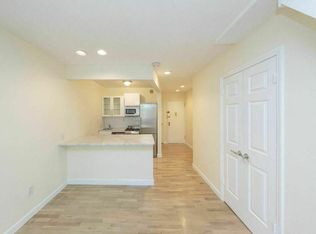 322 W 14th St #2F, New York, NY 10014