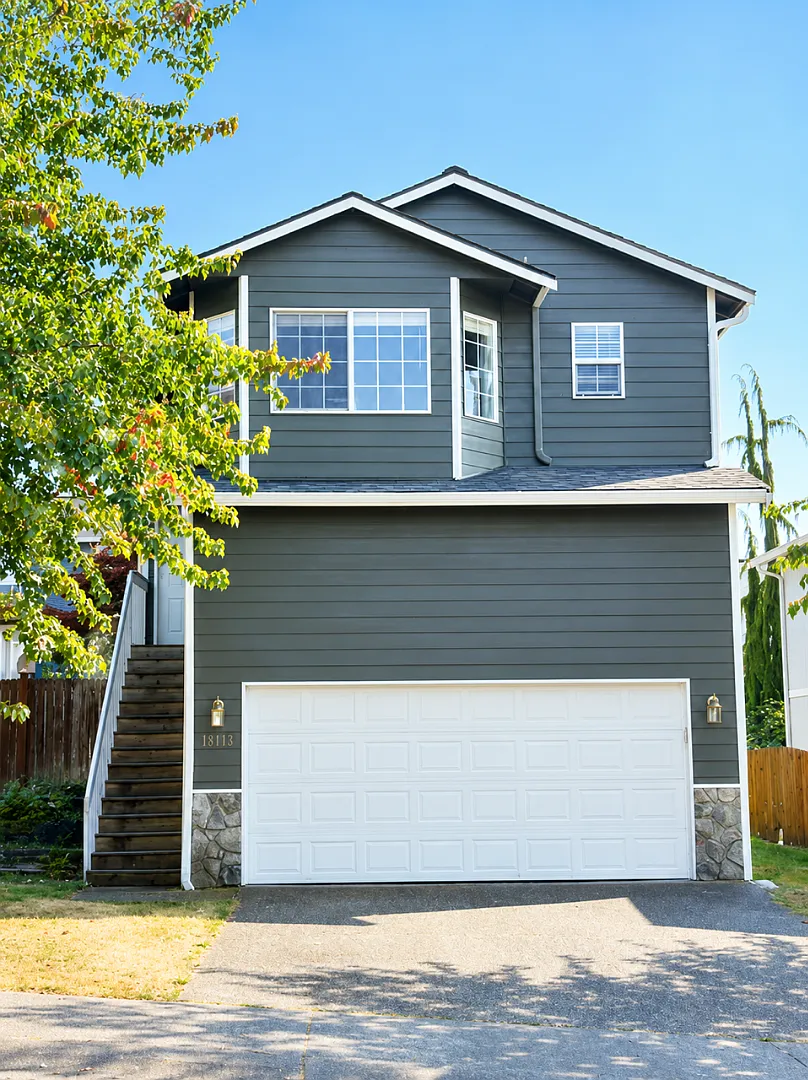 Lake Stevens Home For Rent! — Photo 1