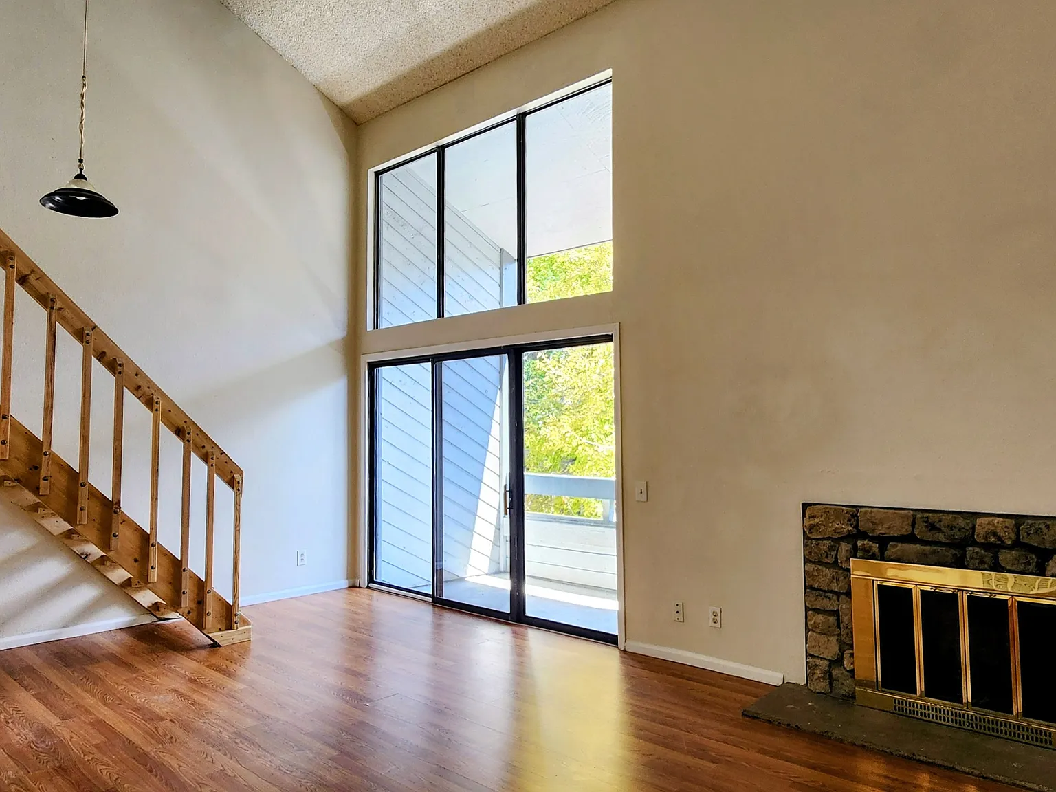 13902 E Stanford Cir — Photo 2
