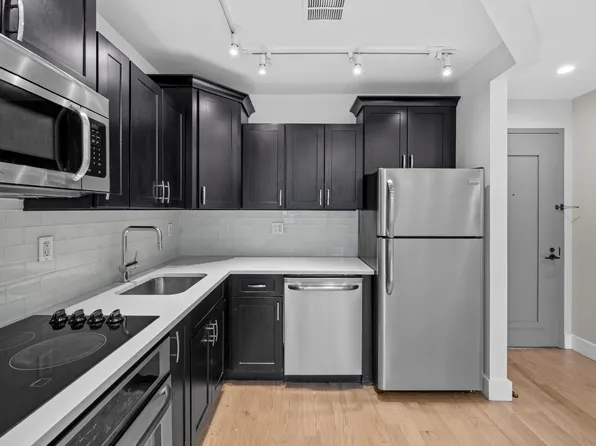 2858 Stillwell Avenue image 1 of 7