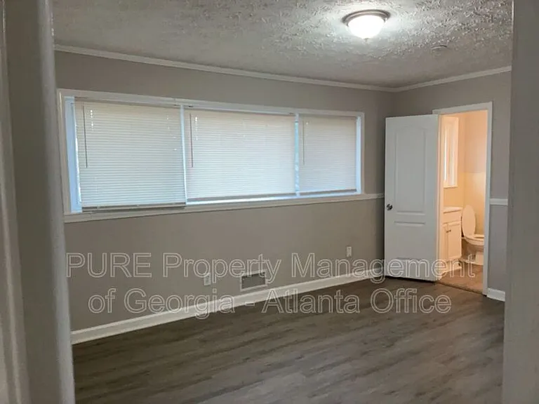 2190 Kennesaw Due West Rd NW — Photo 10