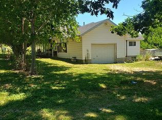 310 W Oriole Dr, Chadwick, MO 65629