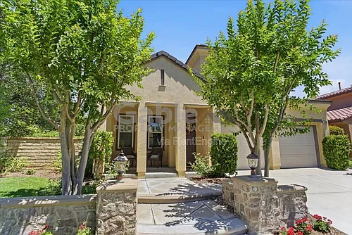 26882 Greenleaf Ct Photo 1