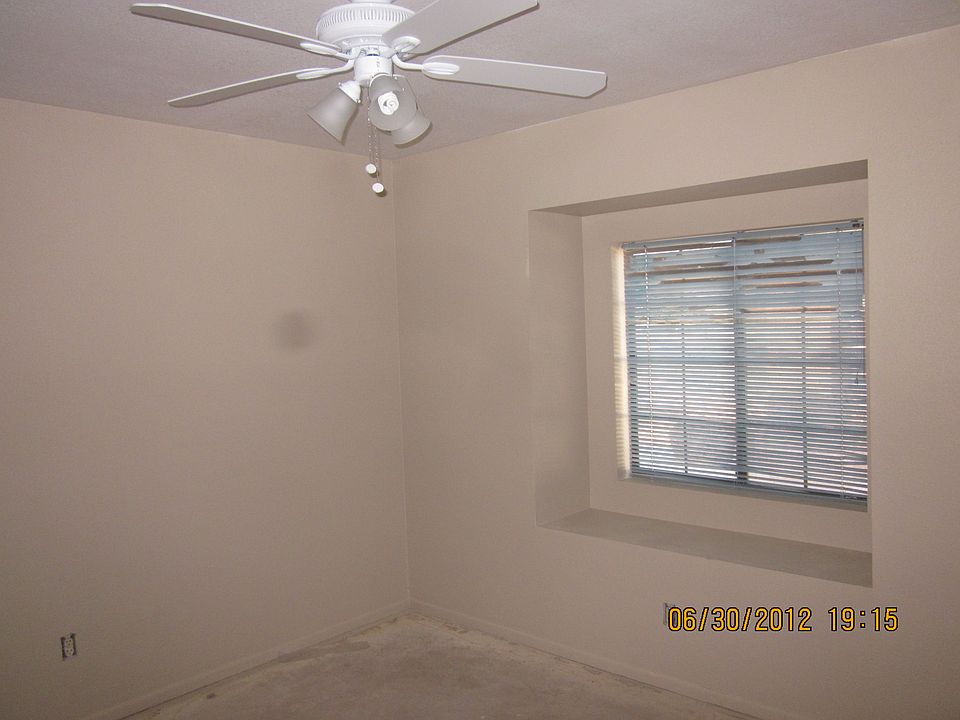 1st image of 3135 S Brooks Cir