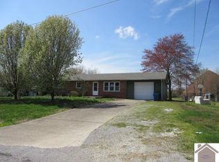 2045 Steve Dr, Paducah, KY 42003