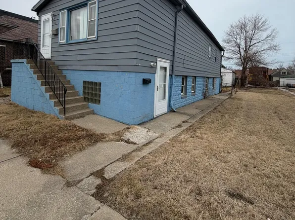 602 E 150th St, East Chicago, IN 46312
