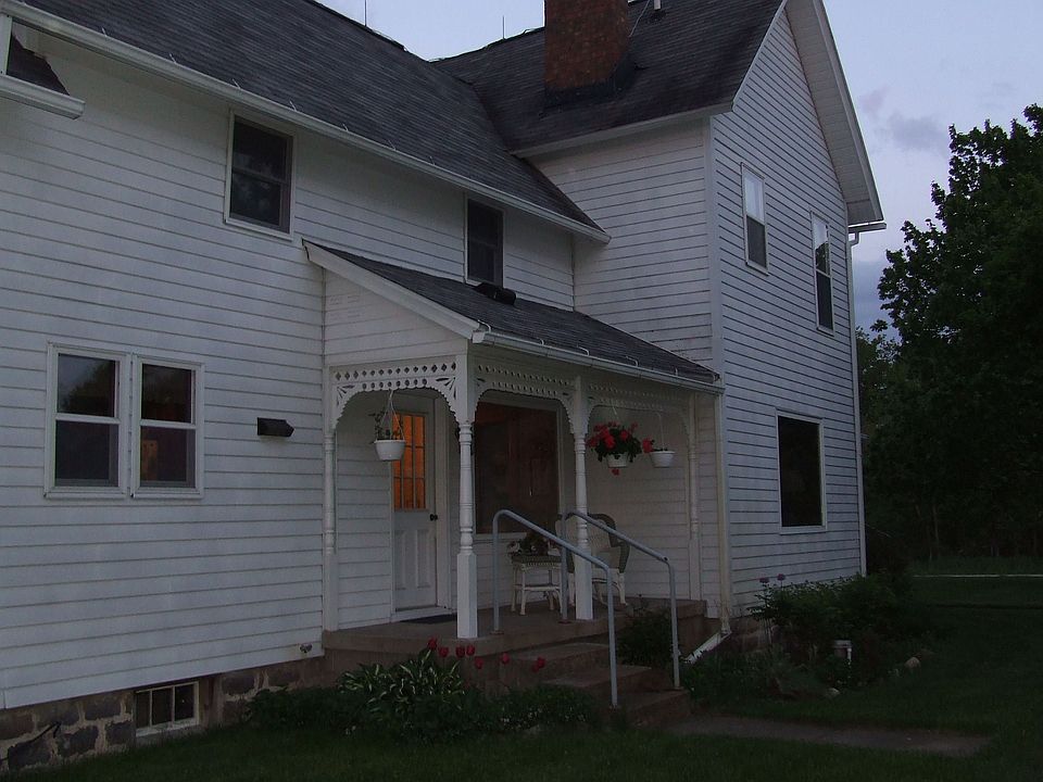Side View/Lattice Porches