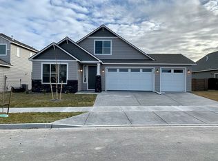 5049 Smitty Dr, Richland, WA 99352