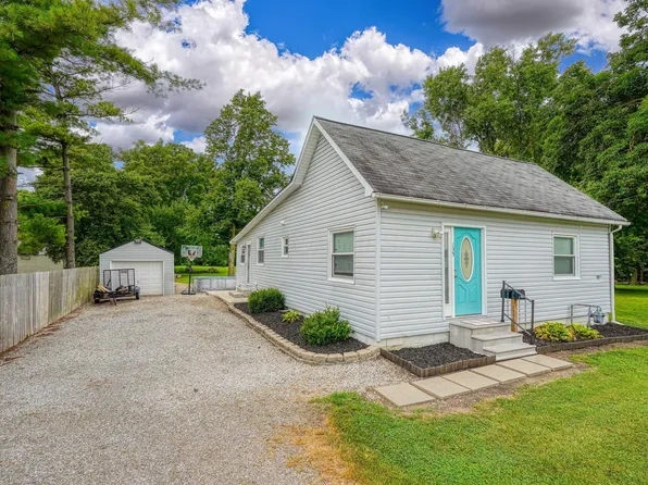 135 Pontious Ln, Circleville, OH 43113