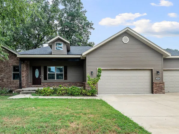 1070 Nemett Cir, Pea Ridge, AR 72751