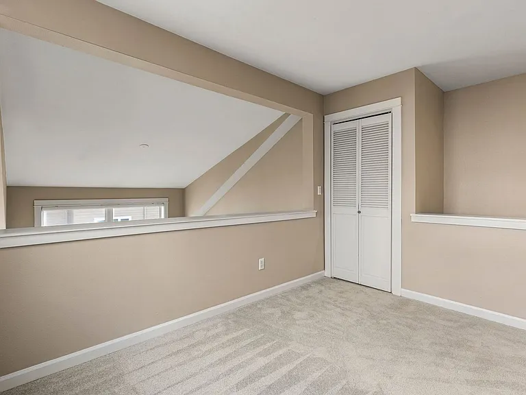 10267 NW Alder Grove Ln — Photo 13