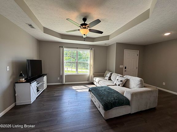 2nd image of 409 Susannah Ave
