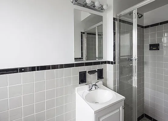 Rented by Warburg | media 29