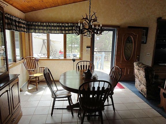 5th image of W10378 Island Lake Ln