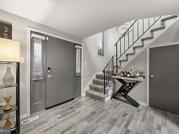 5th image of 7314 Split Rail Ln