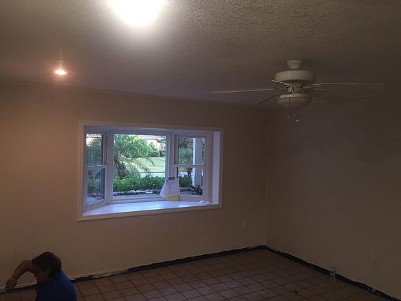5th image of 6878 Tamarind Cir