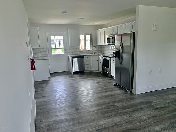 5th image of 13B Yorkshire Ct