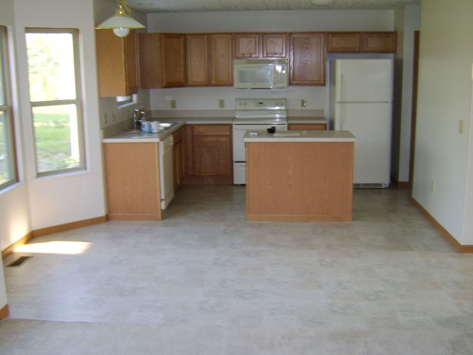 eat in kitchen
