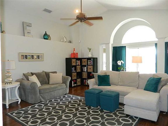 3rd image of 13786 Huntwick Dr