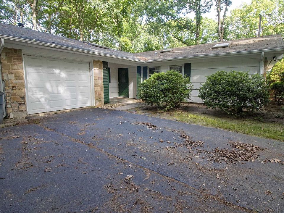 1st image of 41 Spencer Ln