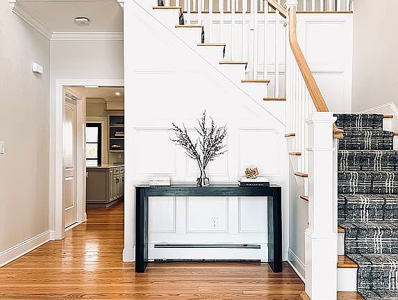 2nd image of 222 Old Turnpike Rd