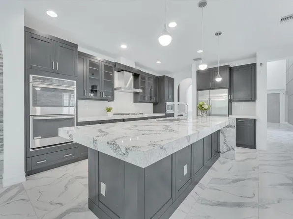 9386 Carrington Avenue, Parkland, FL 33076