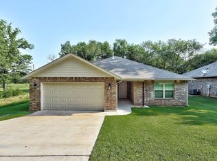 207 W Sharp Ave, Washington, OK 73093