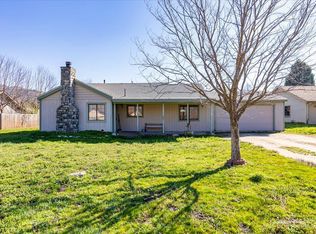30040 Jamaica Dunes Dr, Tehachapi, CA 93561