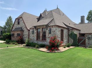 3601 SW Champagne Ave, Bentonville, AR 72712