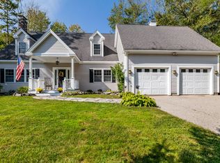 11 Canterbury Cir, Kennebunk, ME 04043