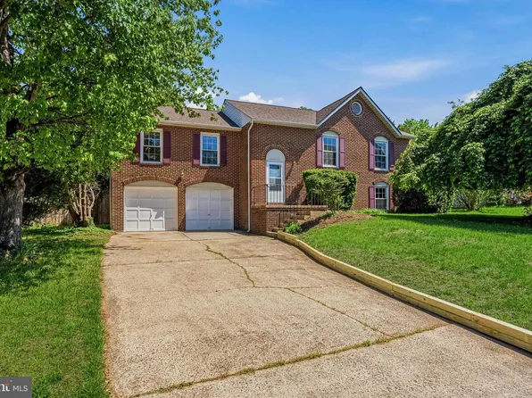 9729 Zimbro Ave, Manassas, VA 20110