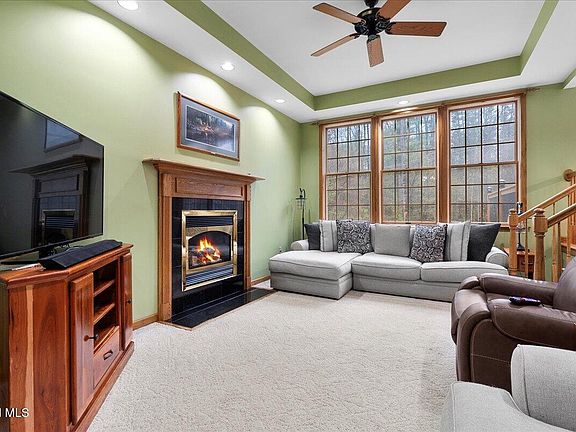 4th image of 228 Reynolds Road