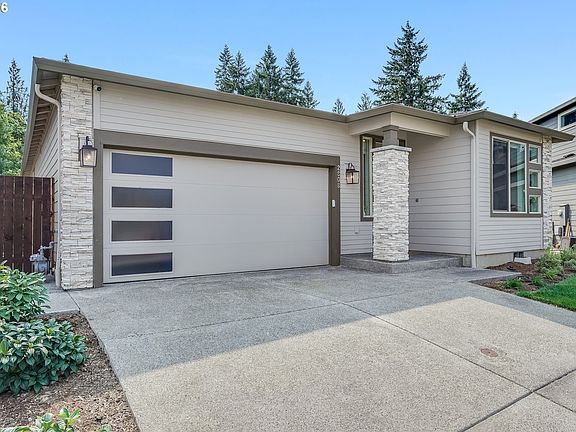 3rd image of 2808 S Sockeye Dr