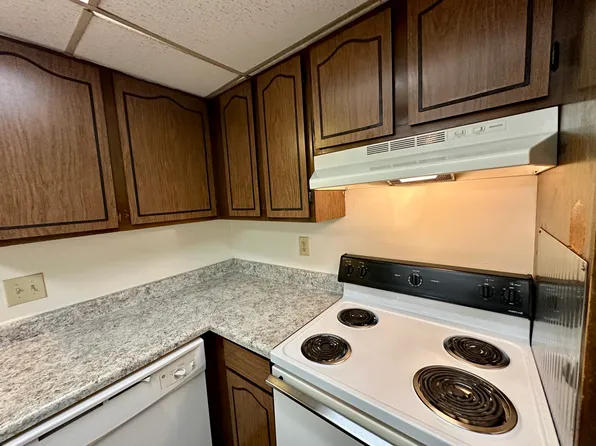 Coolspring Estates, 3208 Dody St #3204-2, Michigan City, IN 46360