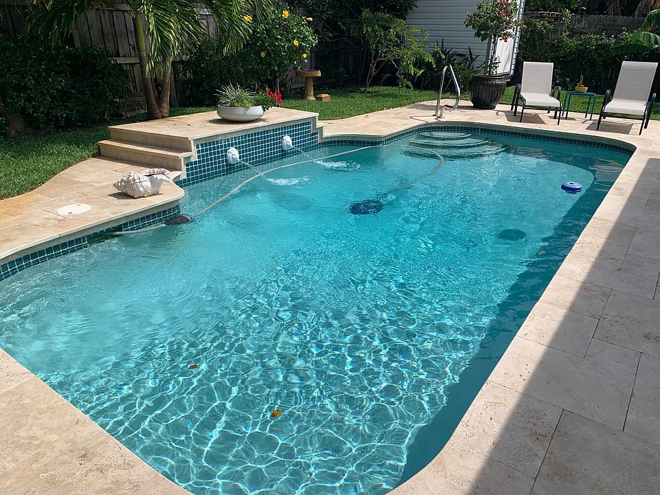 1st image of 363 Garden Blvd