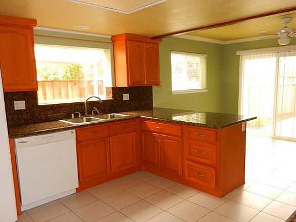 3rd image of 6277 Lido Ct