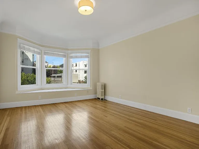 3025 Steiner St #14 — Photo 8