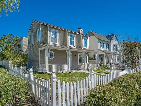 3rd image of 23932 Windward Ln