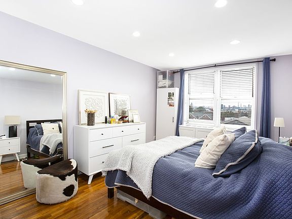 4th image of 5015 39th St APT 4D
