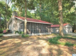 9574 Poplar Point Rd, Athens, AL 35611