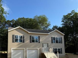 5 Sodom Trl, Exeter, RI 02822