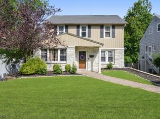 39 Fitzrandolph Rd, West Orange, NJ 07052