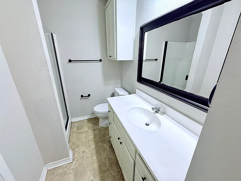 1402 S Montgomery St — Photo 5