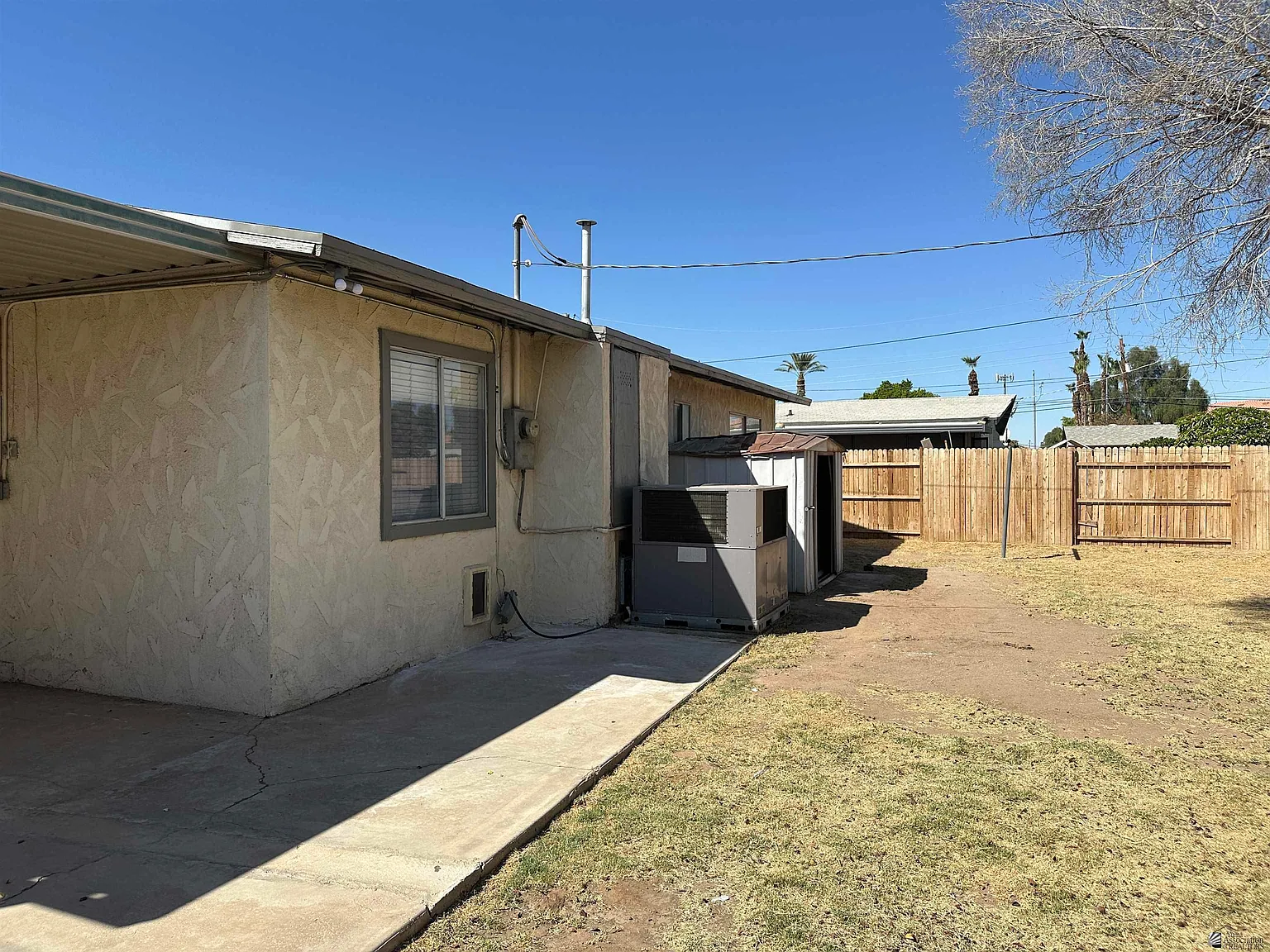 3 bed, 1.5 bath, 1064 sqft, $1,550 — Photo 4