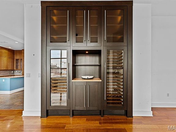 5th image of 8025 Maryland Ave Unit 6A